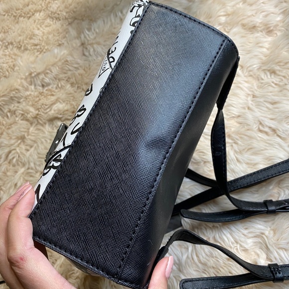 Authentic Guess Backpack - Picture 7 of 7